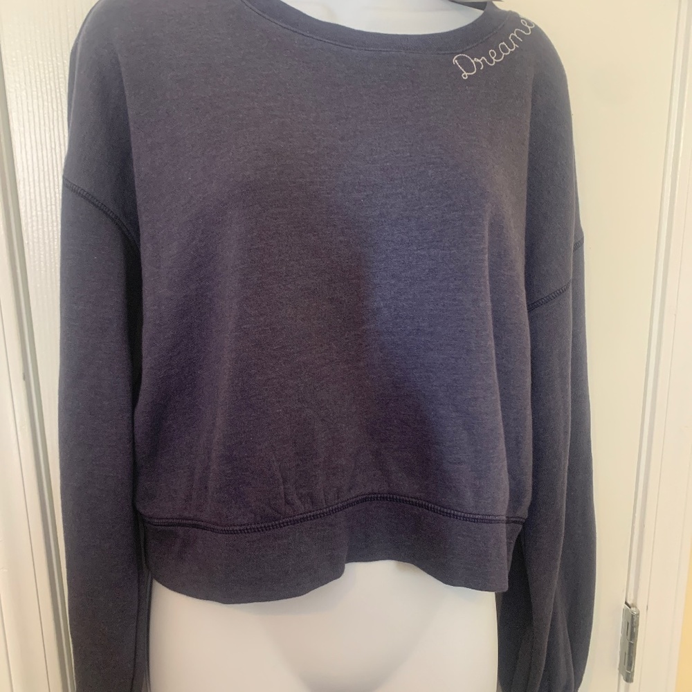 True craft 1/2 sweat long sleeve. Nwt